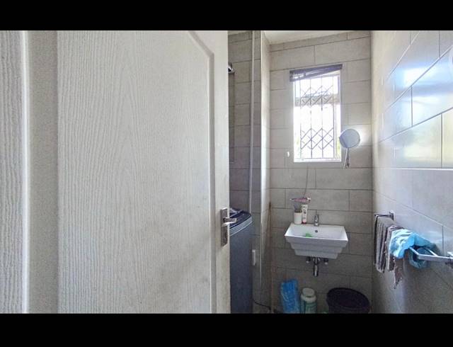 2 BEDROOM APARTMENT FOR SALE IN MUSGRAVE